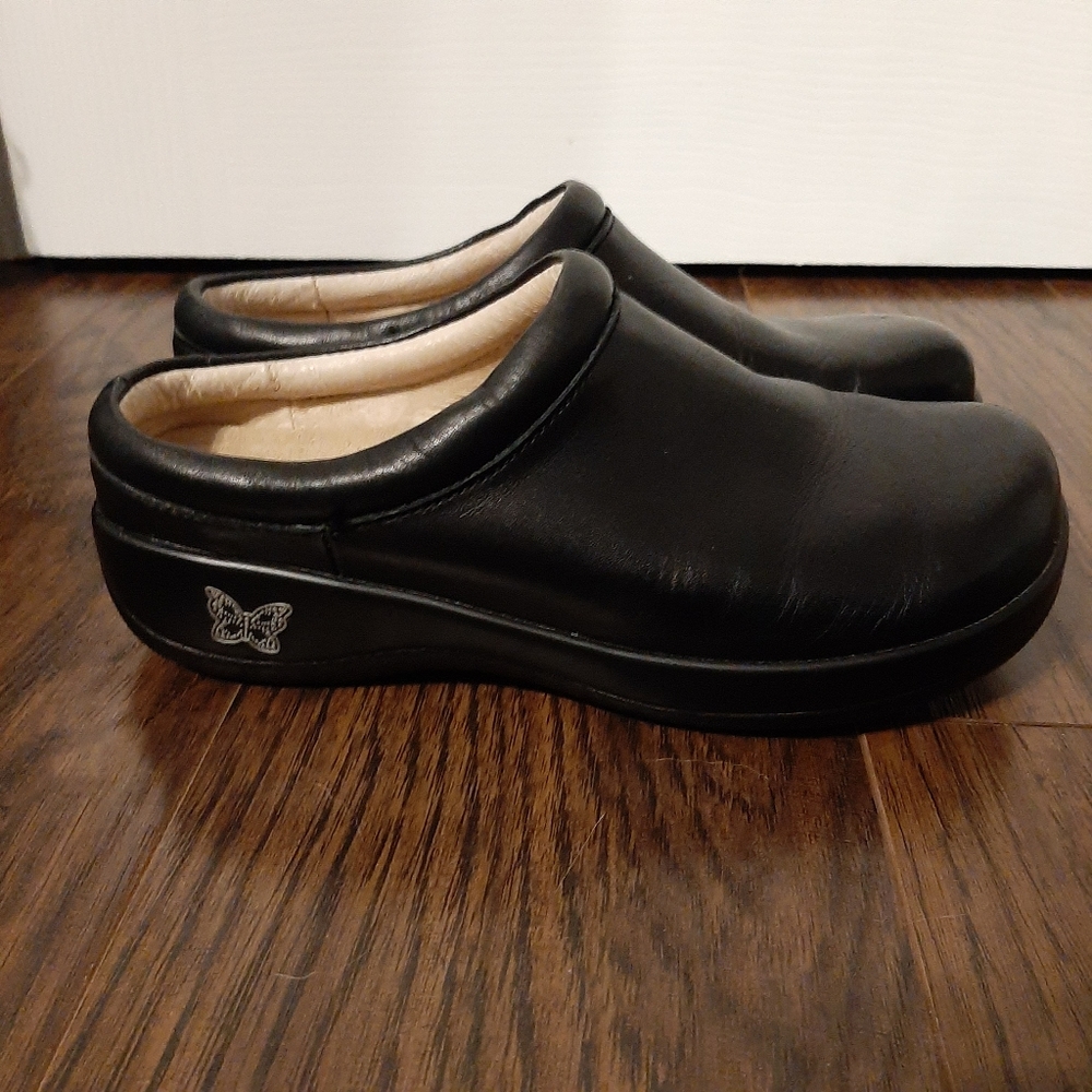 Alegria Nursing Shoes Size 7/7.5